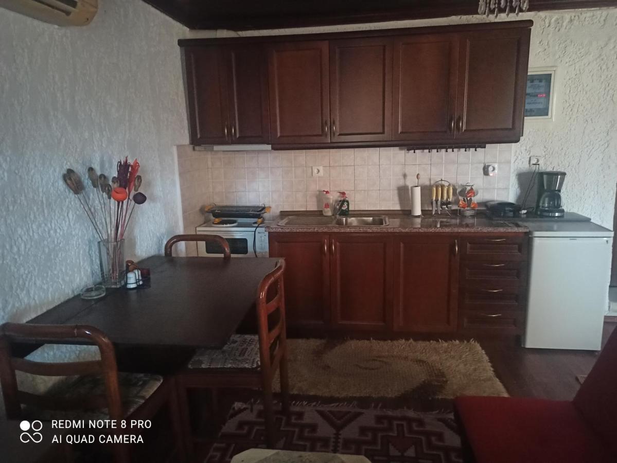 Forestrock Studio For Sale Too Sparte Extérieur photo