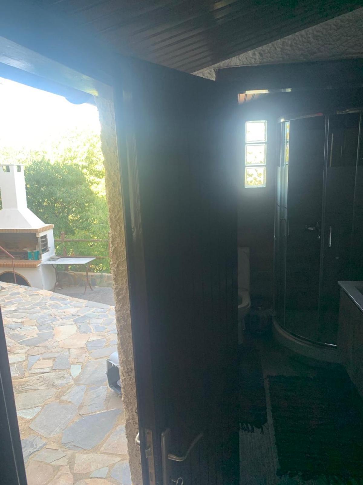 Forestrock Studio For Sale Too Sparte Extérieur photo